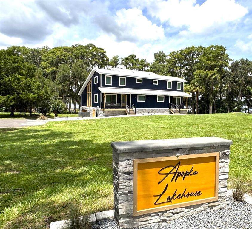 419 Apopka Avenue - Photo 1