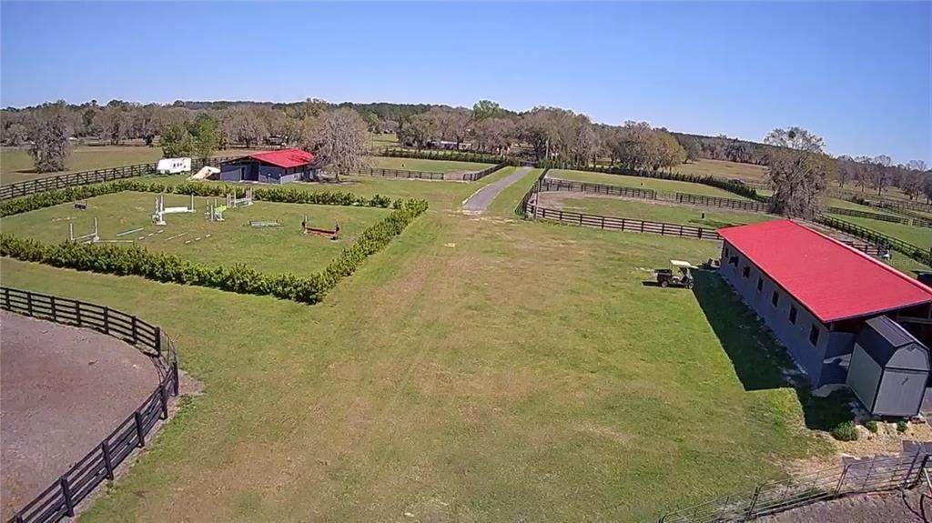 8020 115TH Avenue - Photo 1