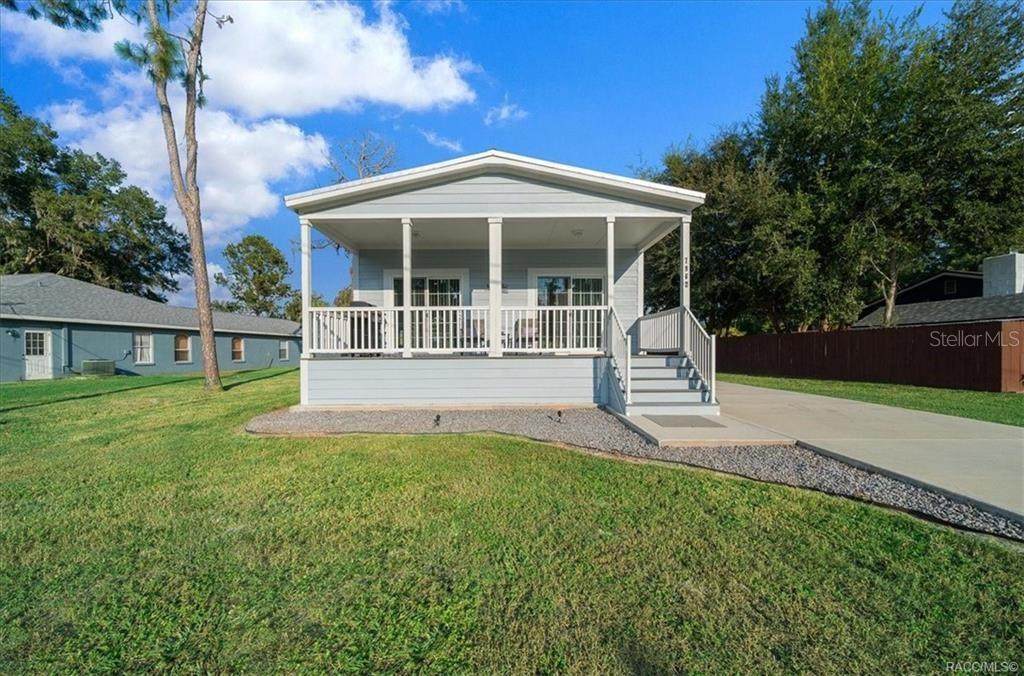 7962 Riverbend Road - Photo 1