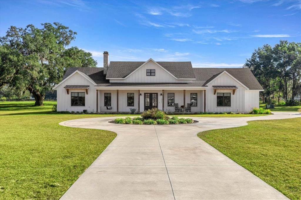 10561 104TH Circle - Photo 1