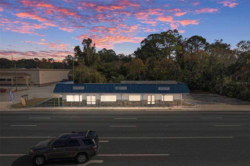 4065 Suncoast Boulevard - Photo 1