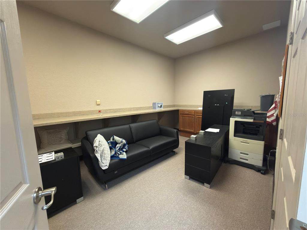 233 58TH Avenue - Photo 1