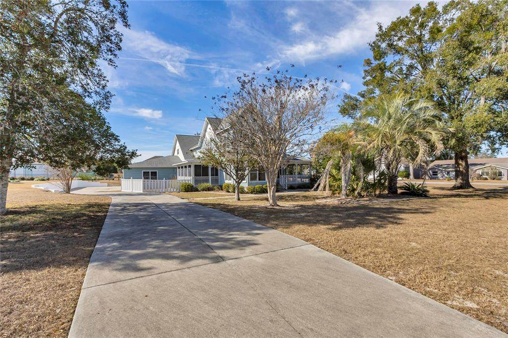 8900 72ND Avenue - Photo 1