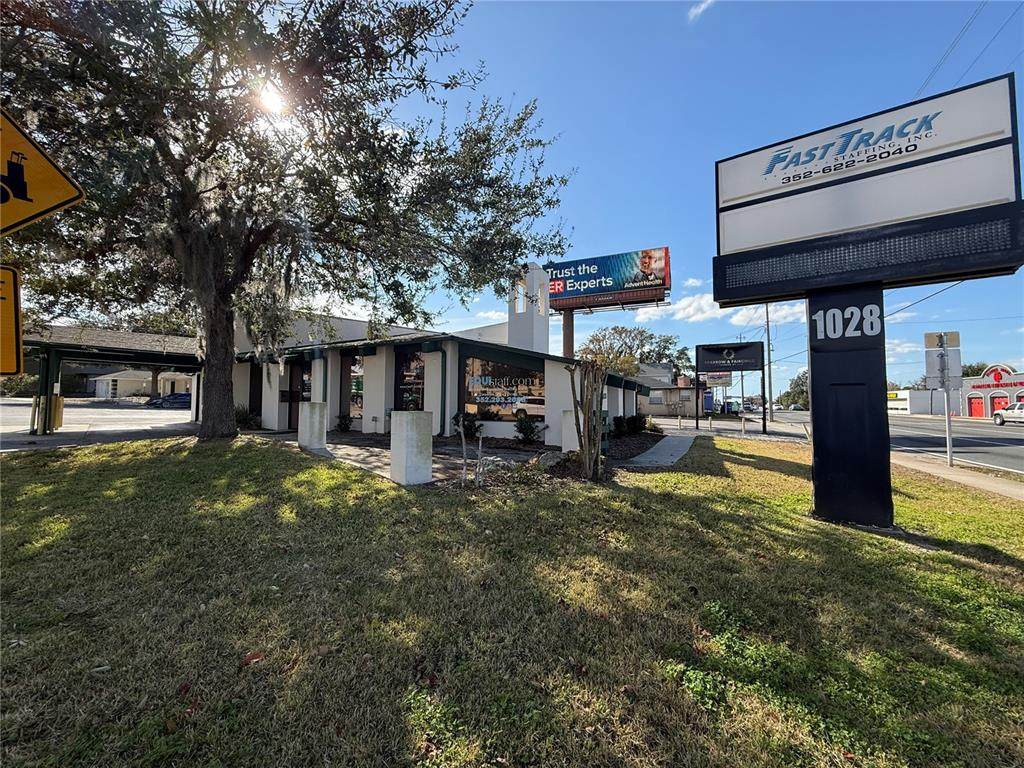 1028 Silver Springs Boulevard - Photo 1