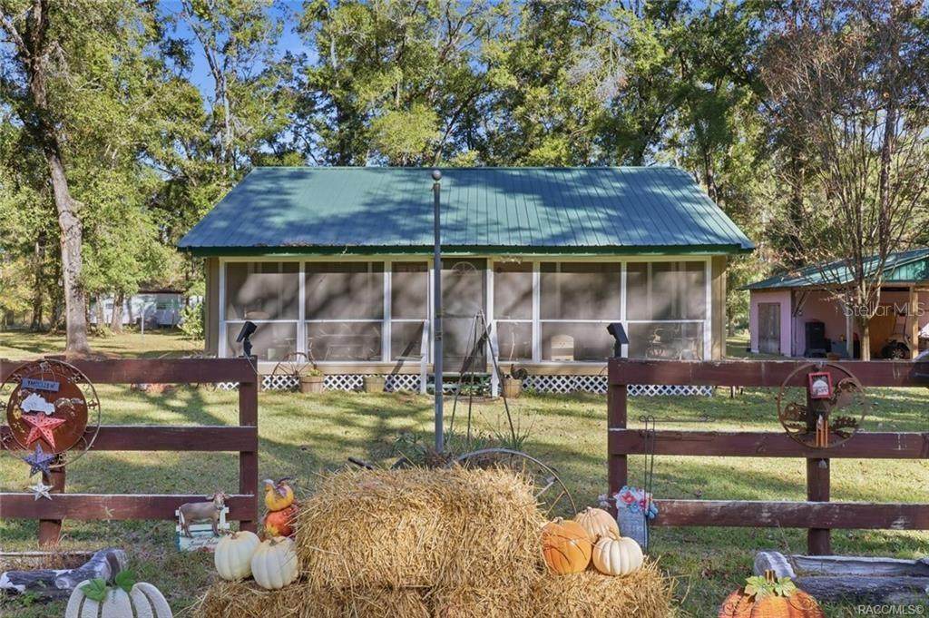 8110 88TH Lane - Photo 1