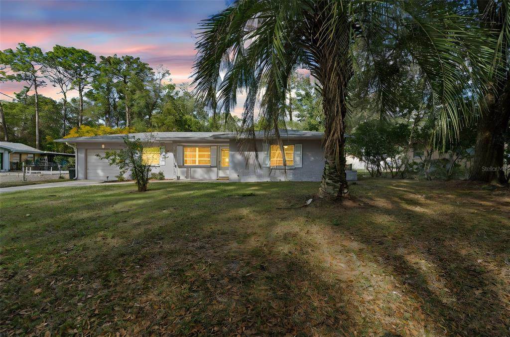 410 Daisy Lane - Photo 1