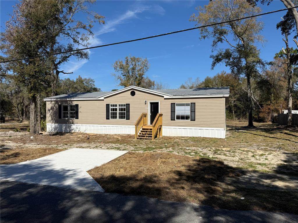 11971 10TH Place - Photo 1
