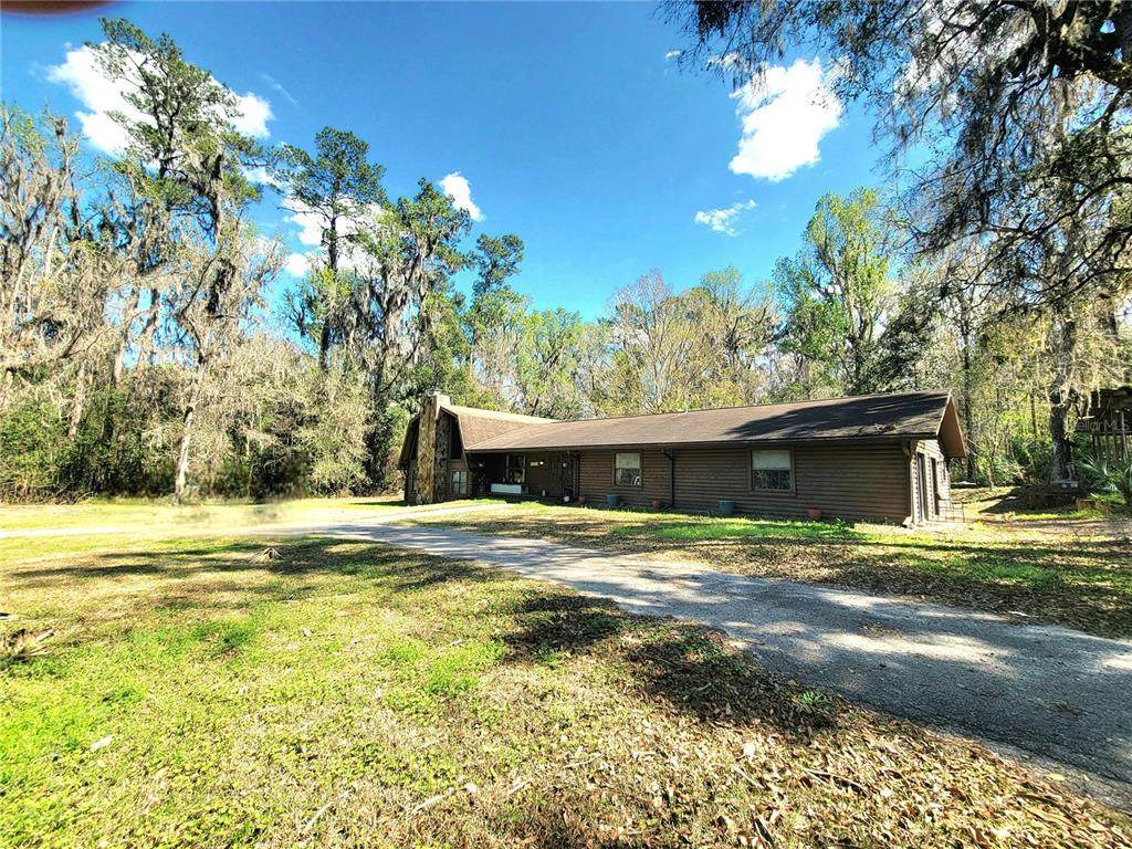 1600 42ND Street - Photo 1