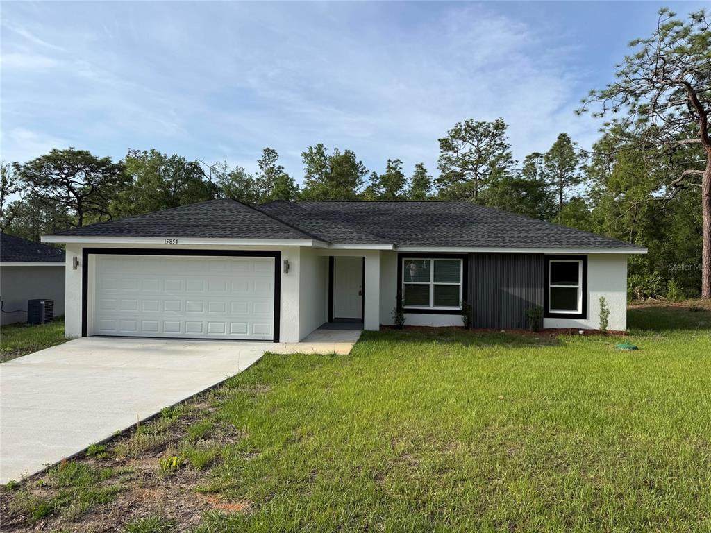 15854 38 Place - Photo 1