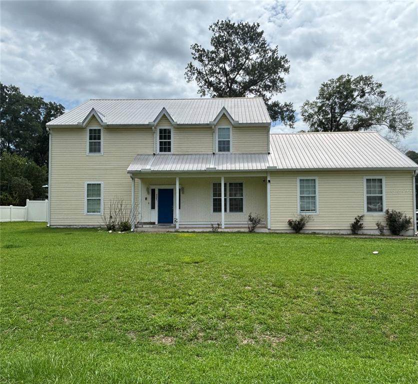 525 61ST Court - Photo 1