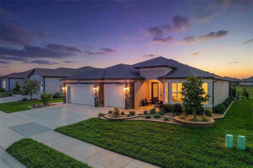 6038 86TH Circle - Photo 1