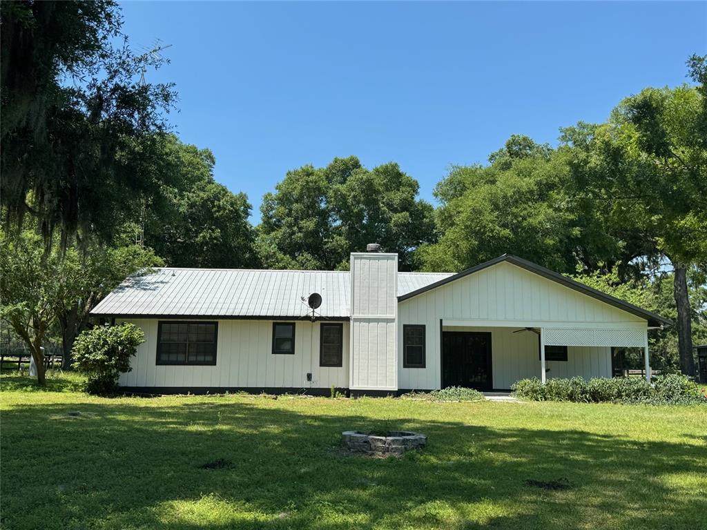 7111 80TH Avenue - Photo 1