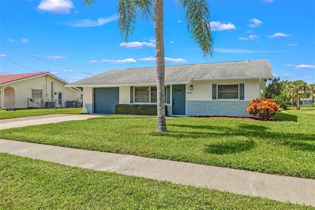 4711 Forest Glen Drive - Photo 1
