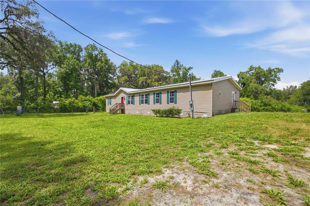 16520 42ND Avenue - Photo 1