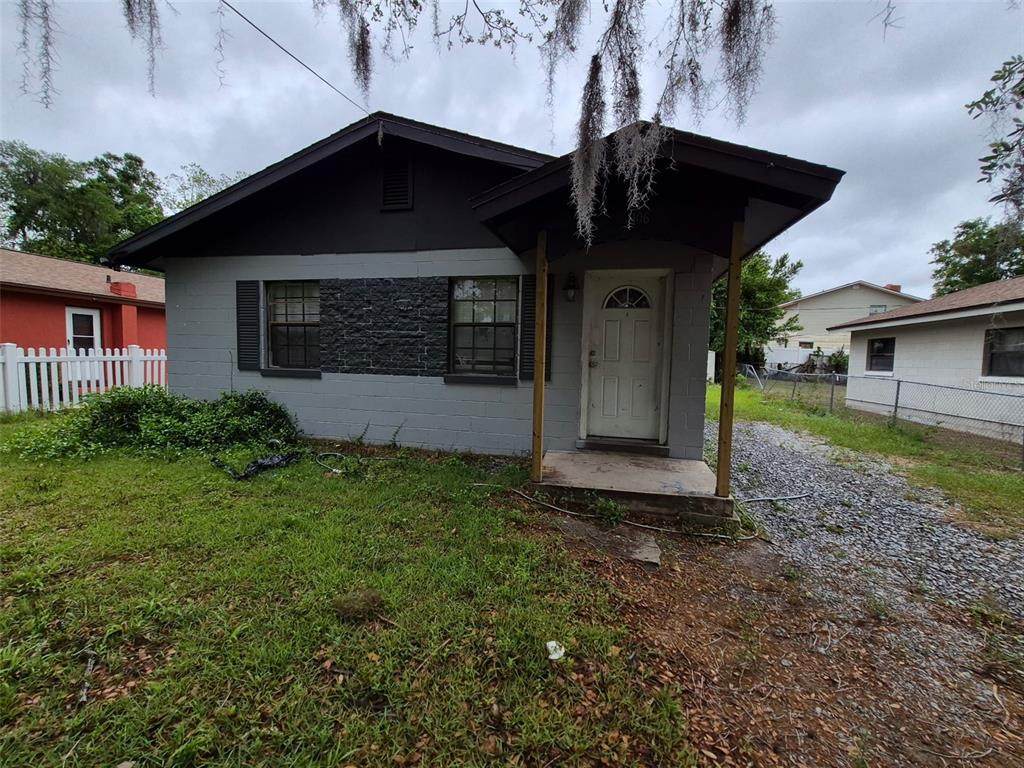 1106 5TH Street - Photo 1