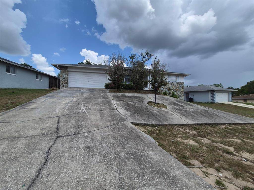 229 Casurina Place - Photo 1