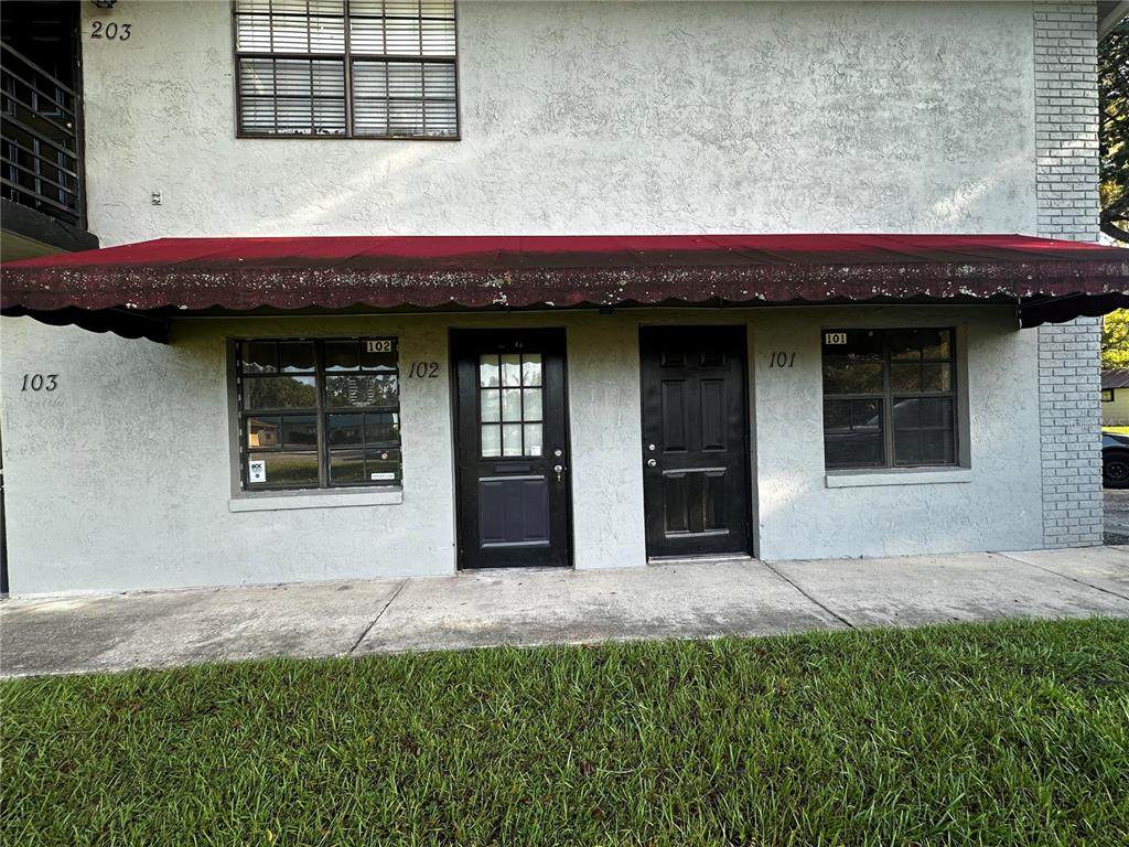 2227 Pine Avenue - Photo 1