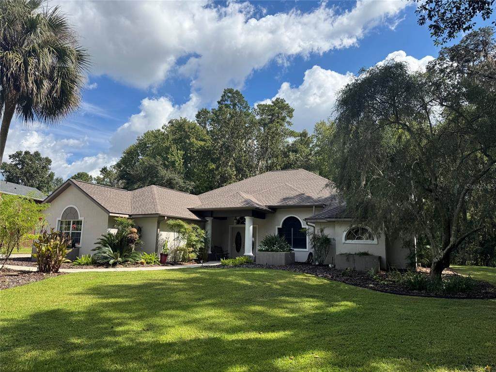 808 36TH Lane - Photo 1