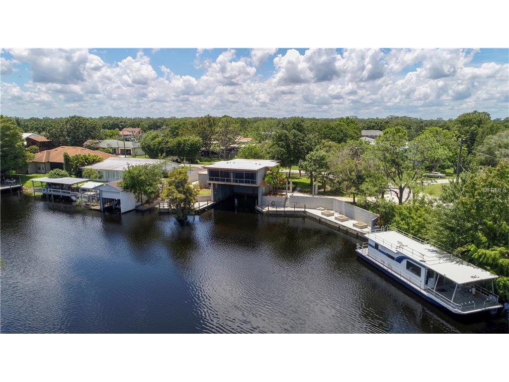 160 Lakeview Drive - Photo 1