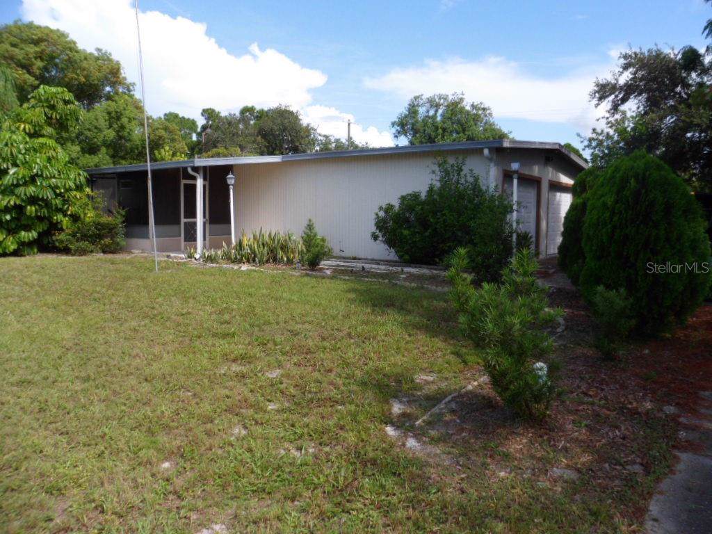5811 Red Fox Drive - Photo 1