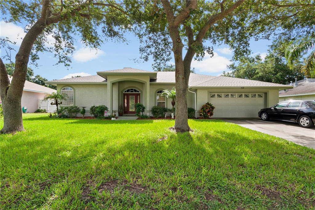 308 Lake Mariam Boulevard - Photo 1