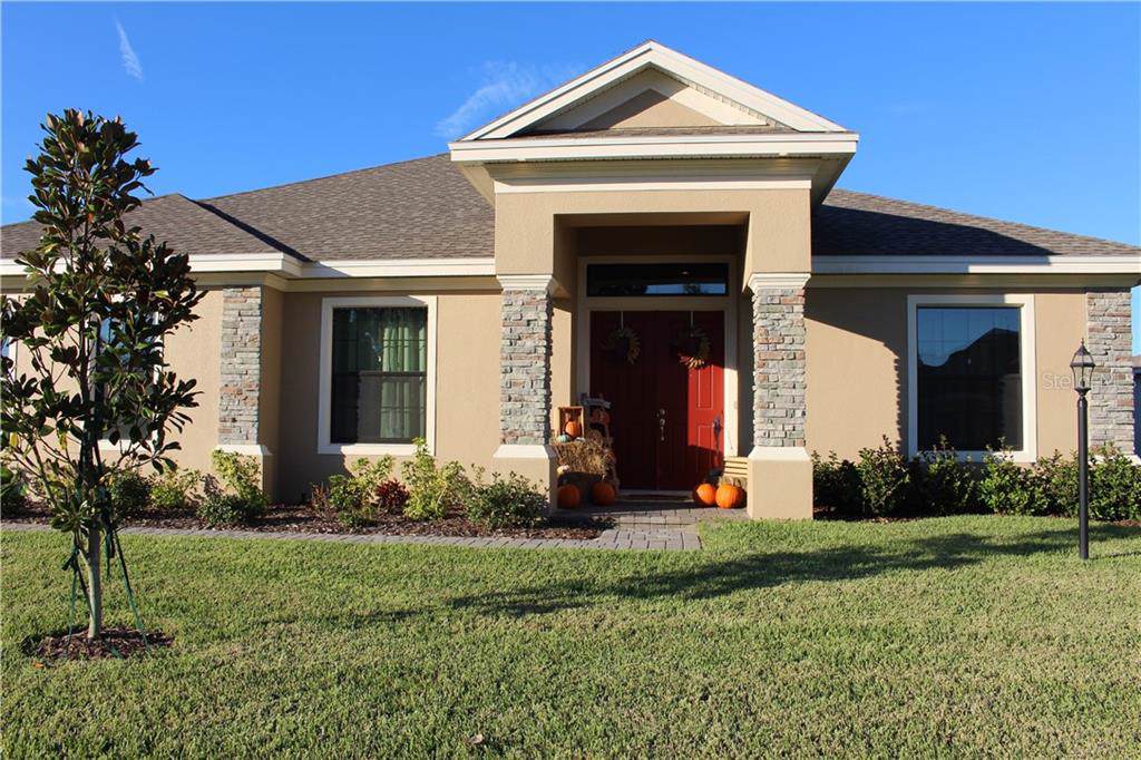 303 Lake Mariana Place - Photo 1