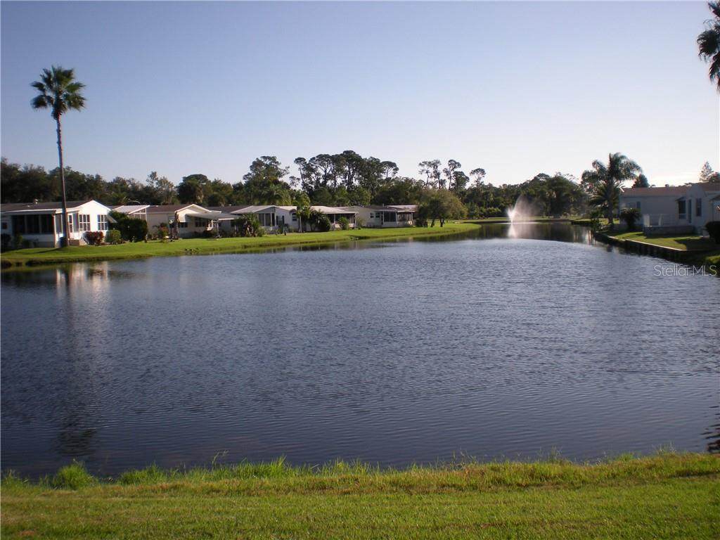 94 Newcastle Boulevard - Photo 1
