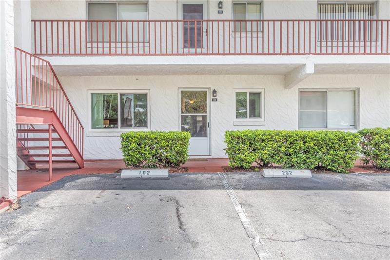 400 El Camino Drive - Photo 1