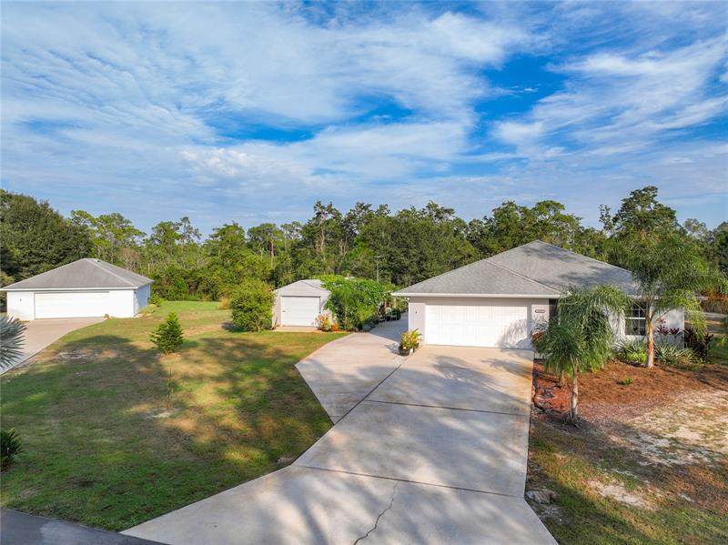 2045 Avocado Dr - Photo 1