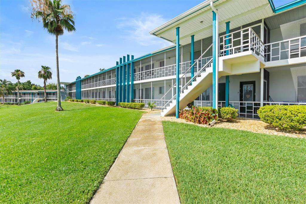 1600 Lake Parker Drive - Photo 1