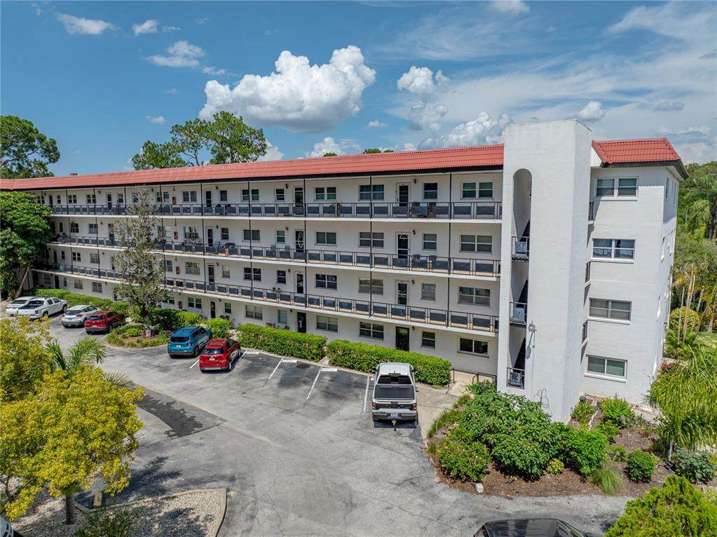 200 El Camino Drive - Photo 1