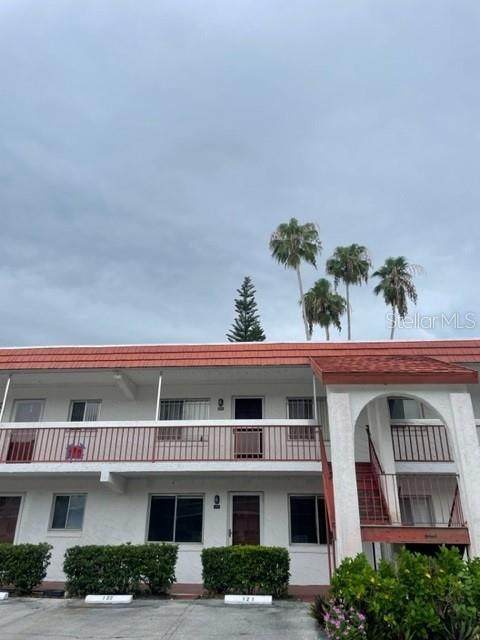 400 El Camino Drive - Photo 1
