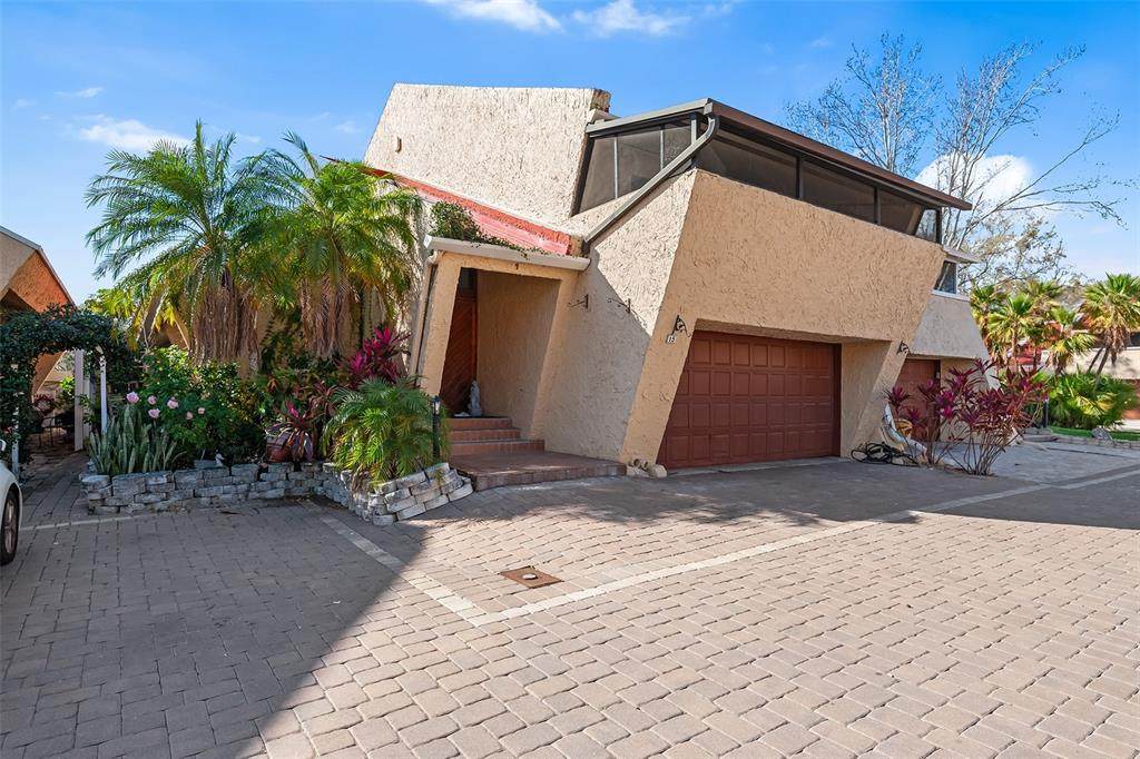 15 Casarena Court - Photo 1