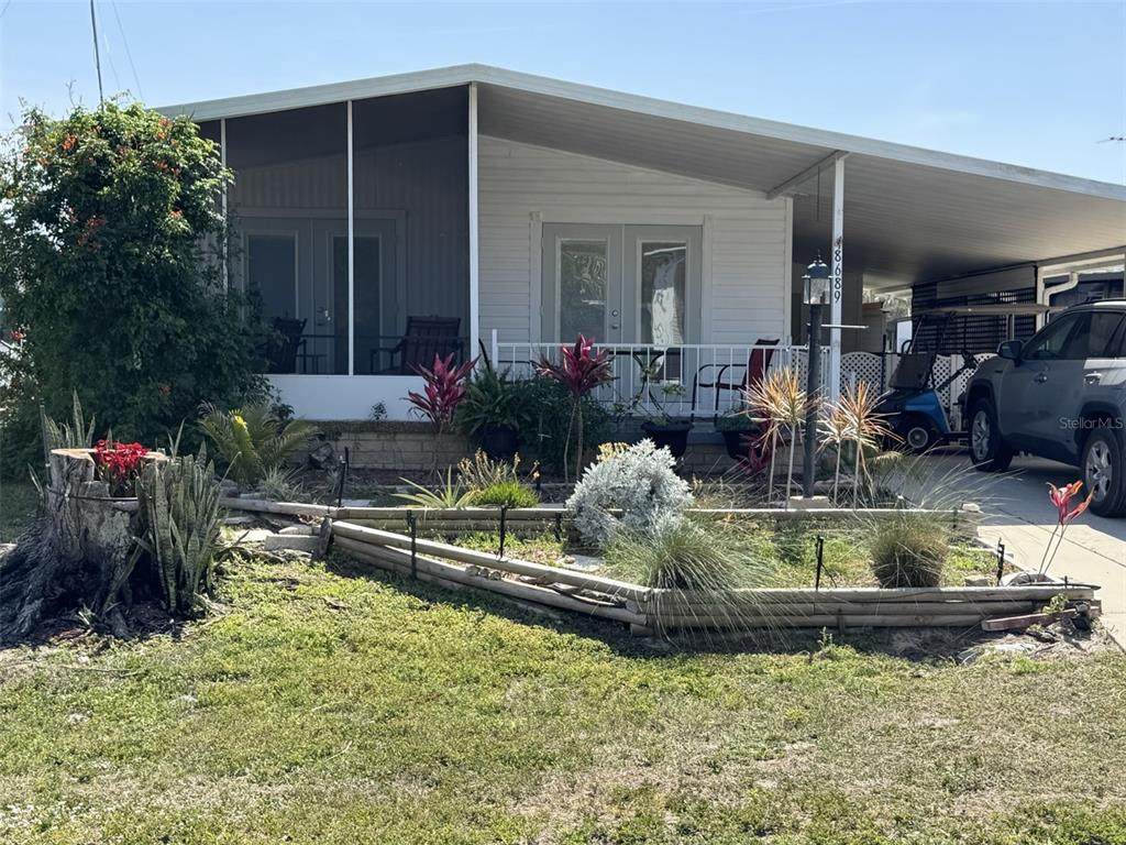 8689 Breeze Hill Drive - Photo 1
