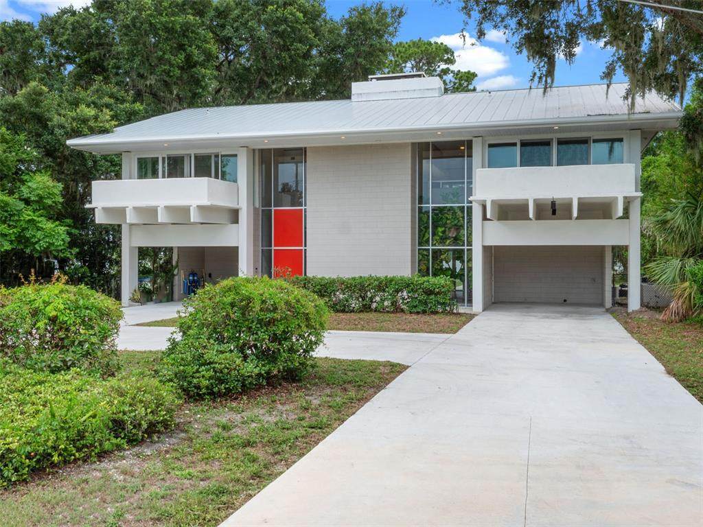 1540 Lake Mirror Drive - Photo 1