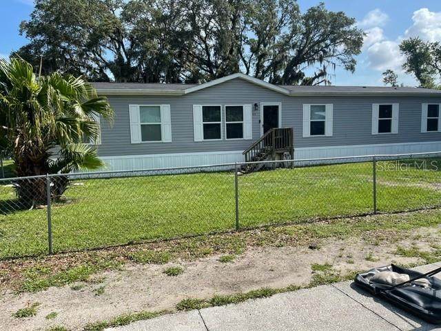 646 4TH Street - Photo 1