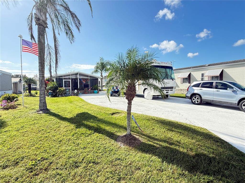 5245 Island View Circle - Photo 1