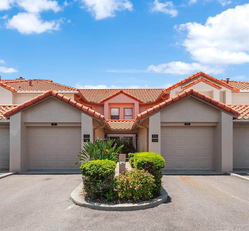 714 Magnolia Place - Photo 1