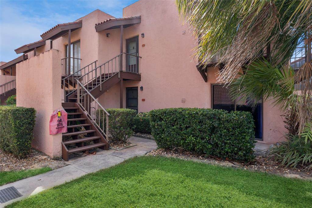 127 La Casa - Photo 1