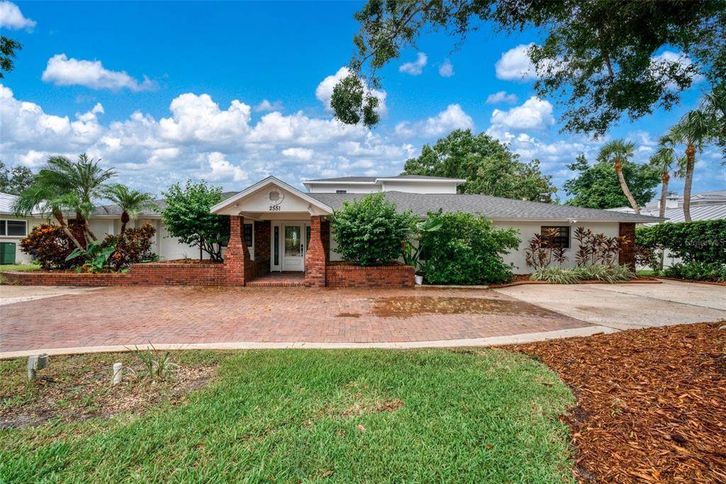 2551 Lakeview Drive - Photo 1
