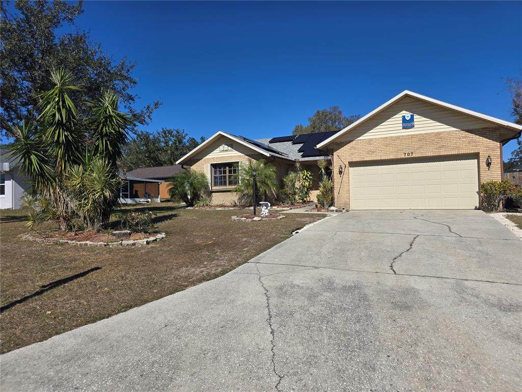 707 Cambridge Way - Photo 1
