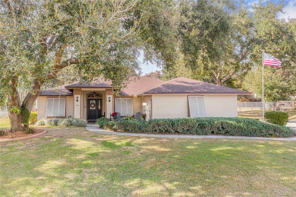 2865 Pond View Drive - Photo 1