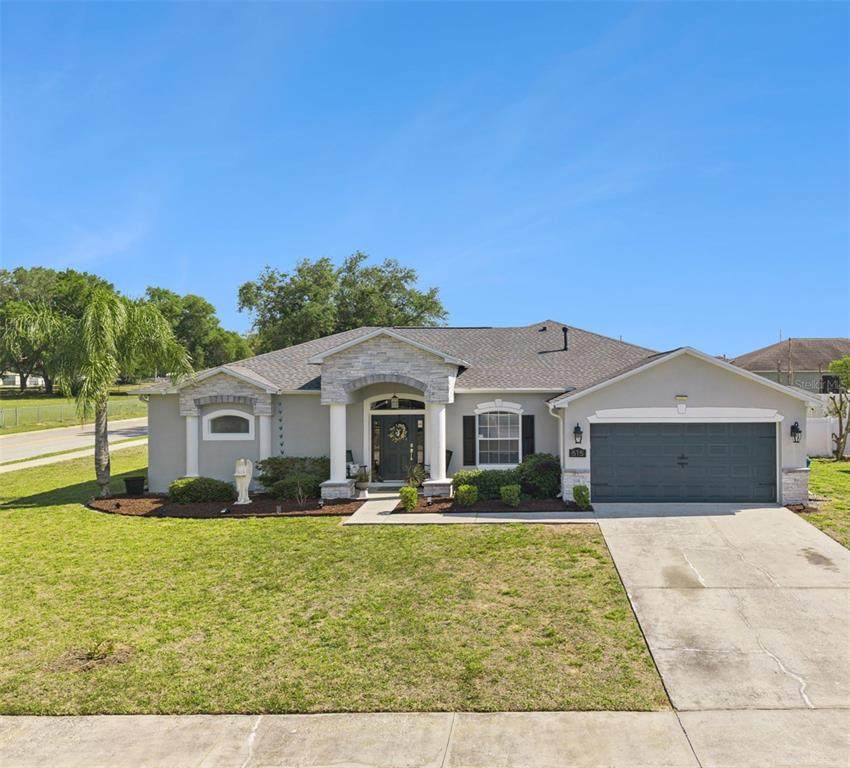 515 June Avenue - Photo 1