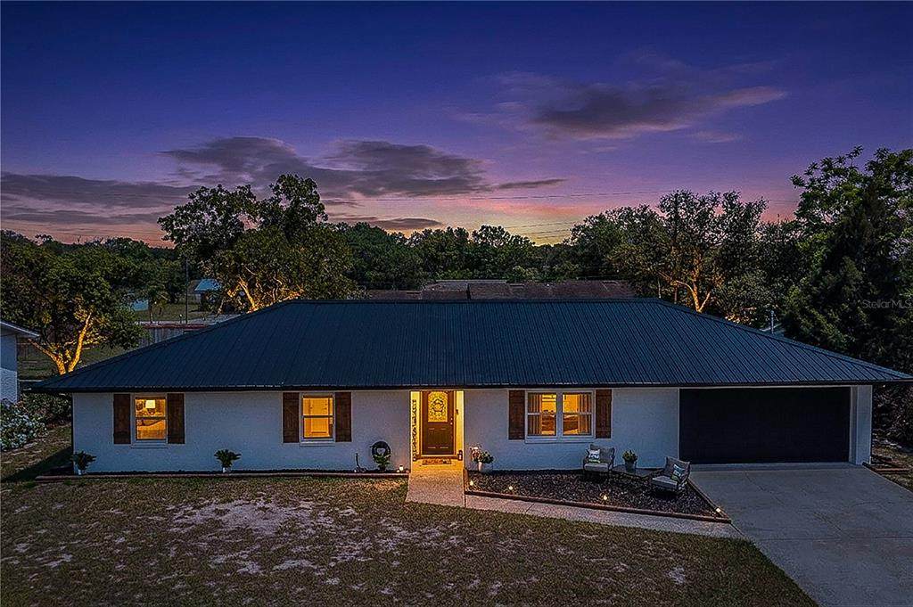 838 Sherwood Drive - Photo 1