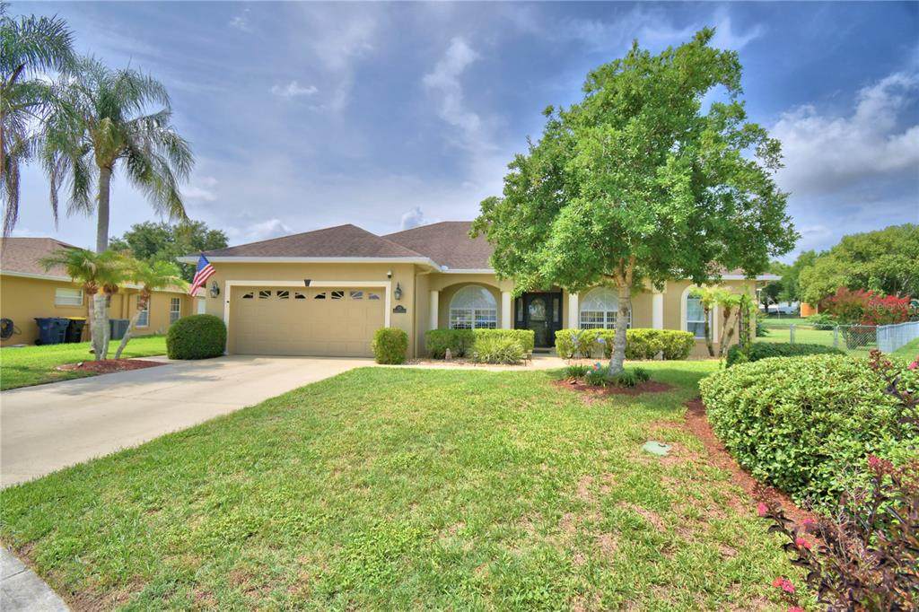 112 Waterview Circle - Photo 1