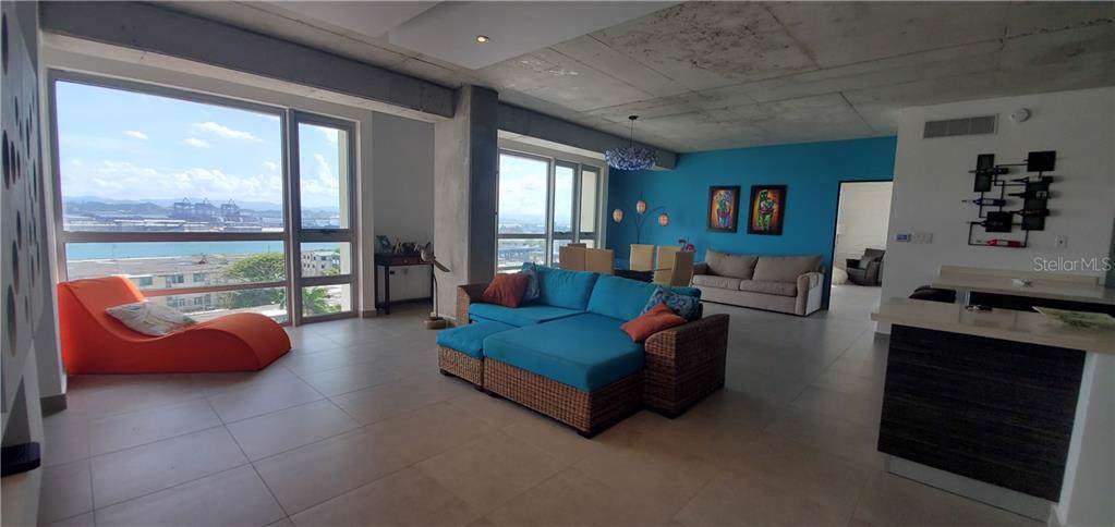 Atlantis 404 AVE. CONSTITUCION - Photo 1