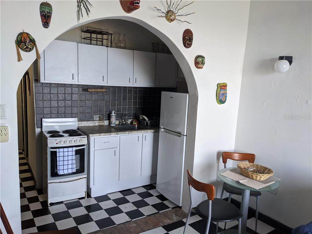 410 Calle Norzagaray - Photo 1 410 Calle Norzagaray - Photo 1