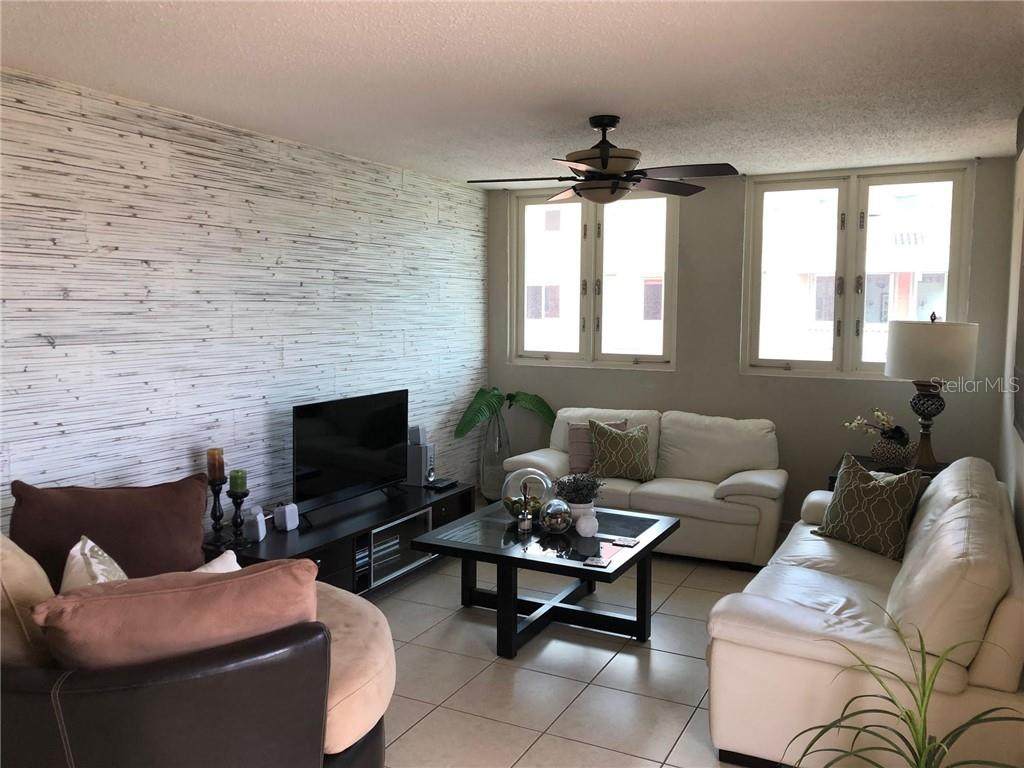 156 Carr - Photo 1