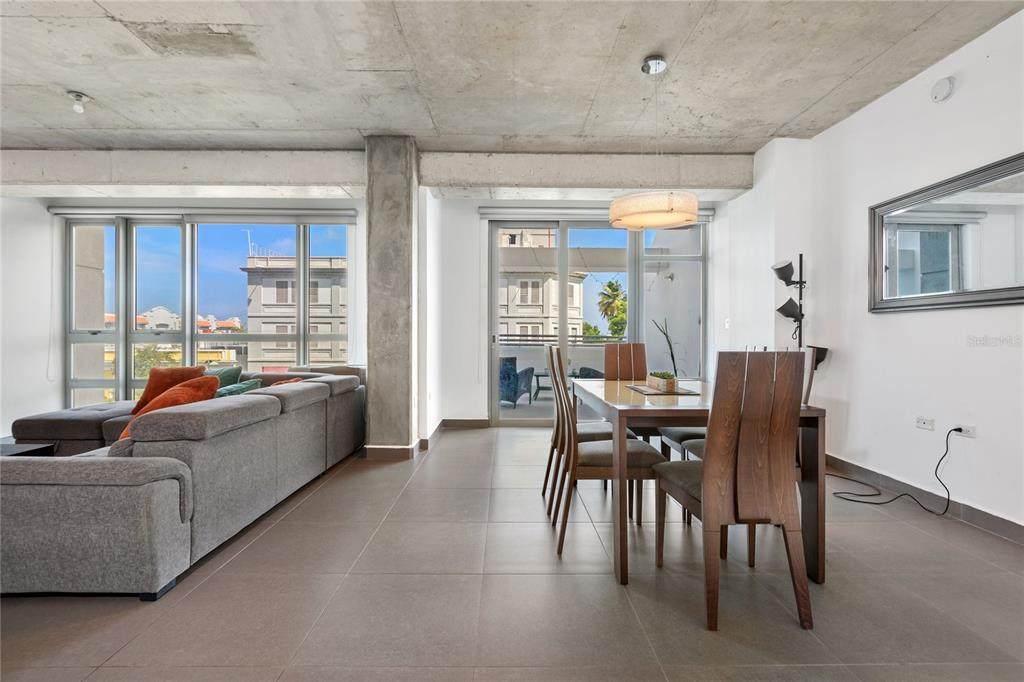 404 De La Constitucion Avenue - Photo 1