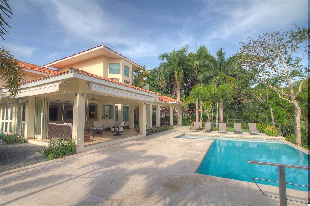 9 Dorado Beach East - Photo 1